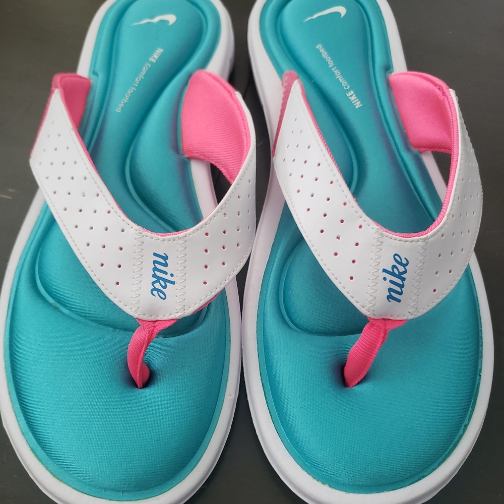 Nike Flip Flop Sandals